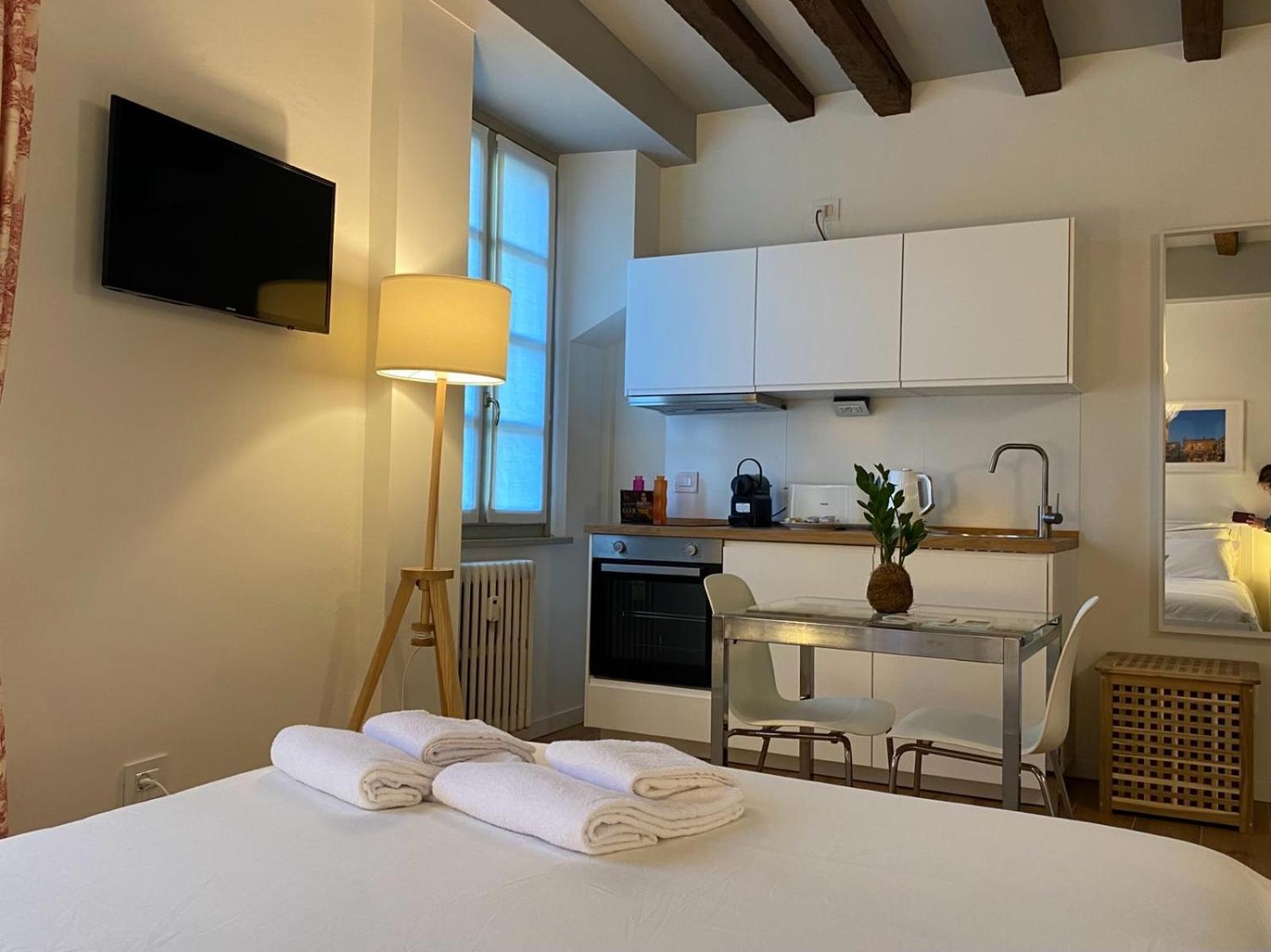 Wish Rooms Charme&Relax Bergamo Exterior foto