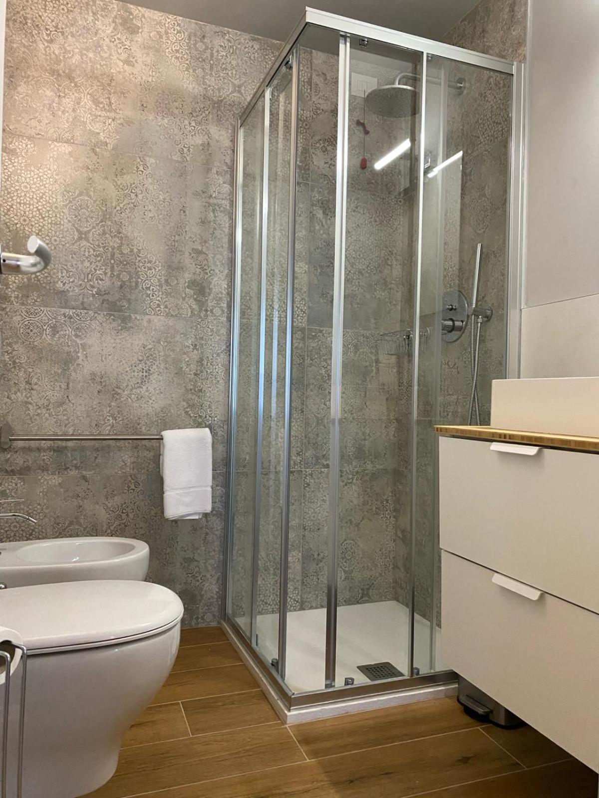 Wish Rooms Charme&Relax Bergamo Exterior foto